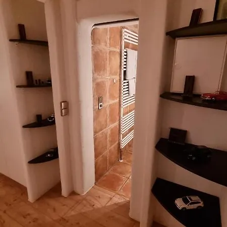 Ruheoase Am Waldrand - Auf 90qm Sind Nicht Nur Eltern Und Bis Zu 5 Willkommen, Auch Hunde Und Katzen Sind Willkommen Laichingen