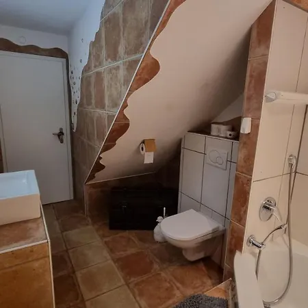 Ruheoase Am Waldrand - Auf 90qm Sind Nicht Nur Eltern Und Bis Zu 5 Willkommen, Auch Hunde Und Katzen Sind Willkommen Apartmán *