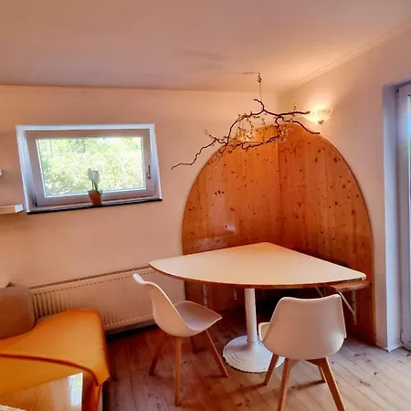 Ruheoase Am Waldrand - Auf 90qm Sind Nicht Nur Eltern Und Bis Zu 5 Willkommen, Auch Hunde Und Katzen Sind Willkommen Laichingen